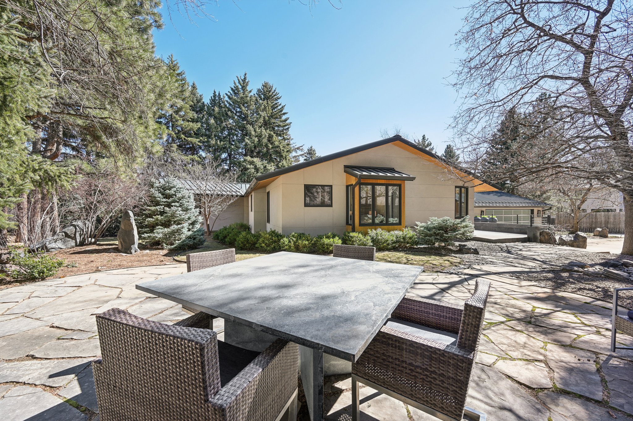 Kalmia Ave-008.jpg