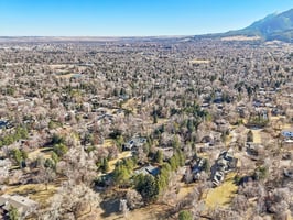 Kalmia Ave-079.jpg