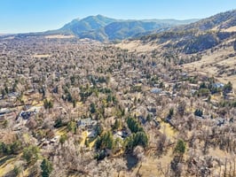 Kalmia Ave-080.jpg