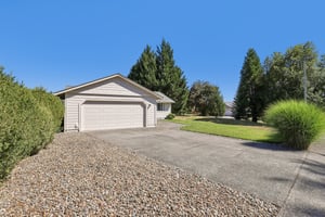 N Pine Ave-S2008-001.jpg