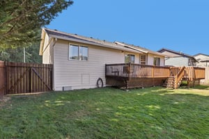 N Pine Ave-S2008-069.jpg