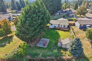 N Pine Ave-S2008-097.jpg
