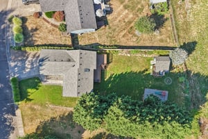 N Pine Ave-S2008-100.jpg