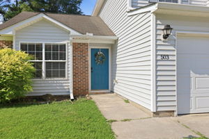  Photo 47