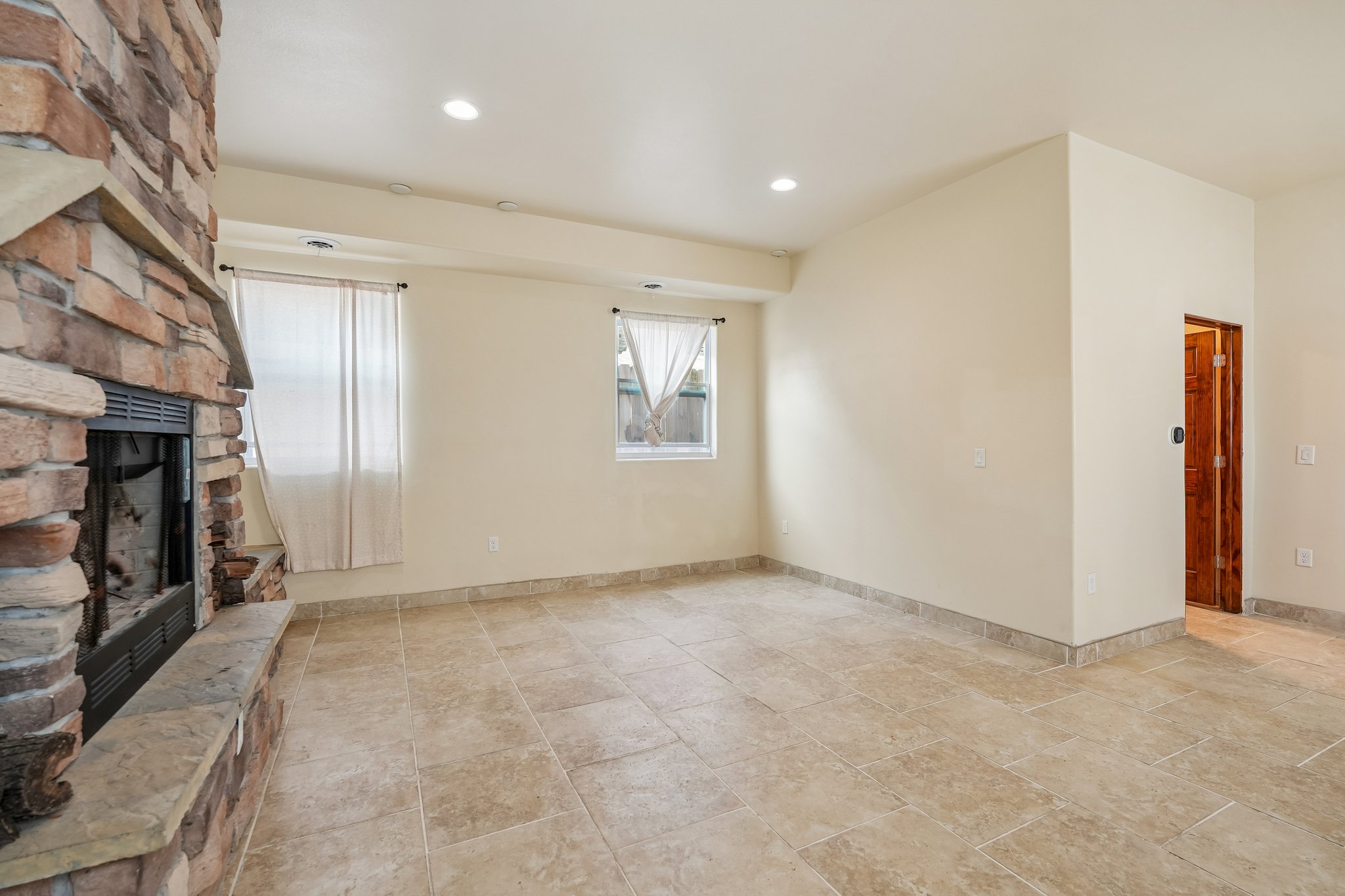 S 65th St-S1208-011.jpg