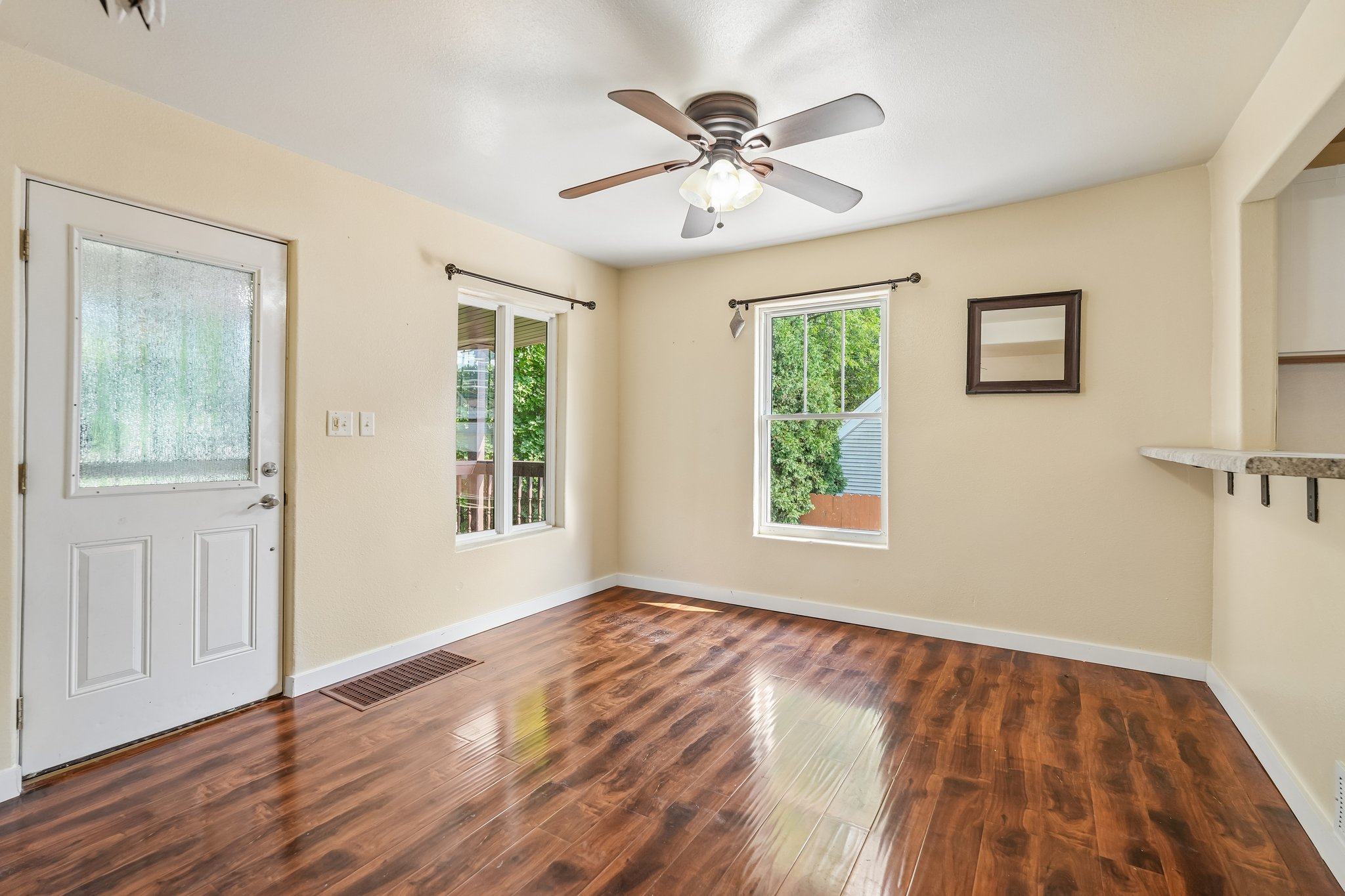 S 65th St-S1208-021.jpg