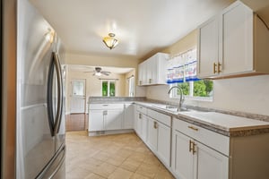 S 65th St-S1208-016.jpg