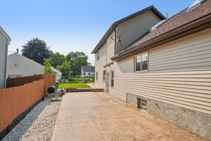 S 65th St-S1208-040.jpg