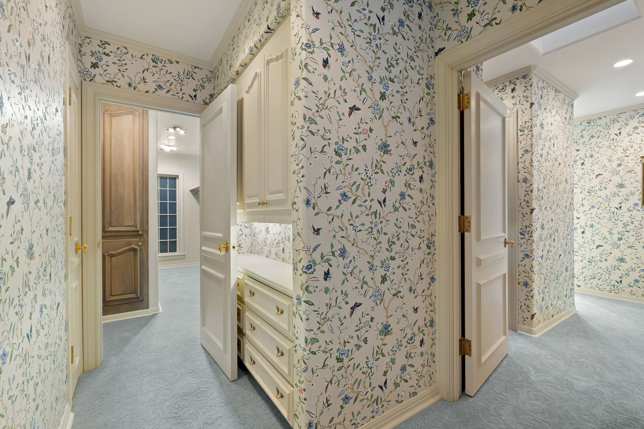  Photo 76