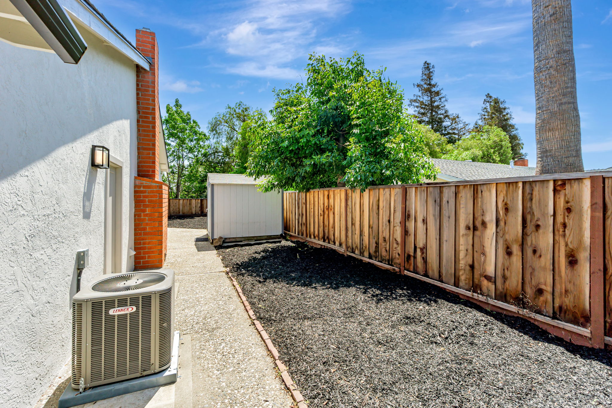 056_503 Vine Hill Way  Martinez