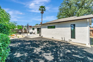 054_503 Vine Hill Way  Martinez