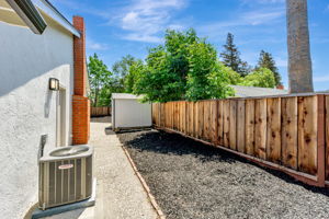056_503 Vine Hill Way  Martinez