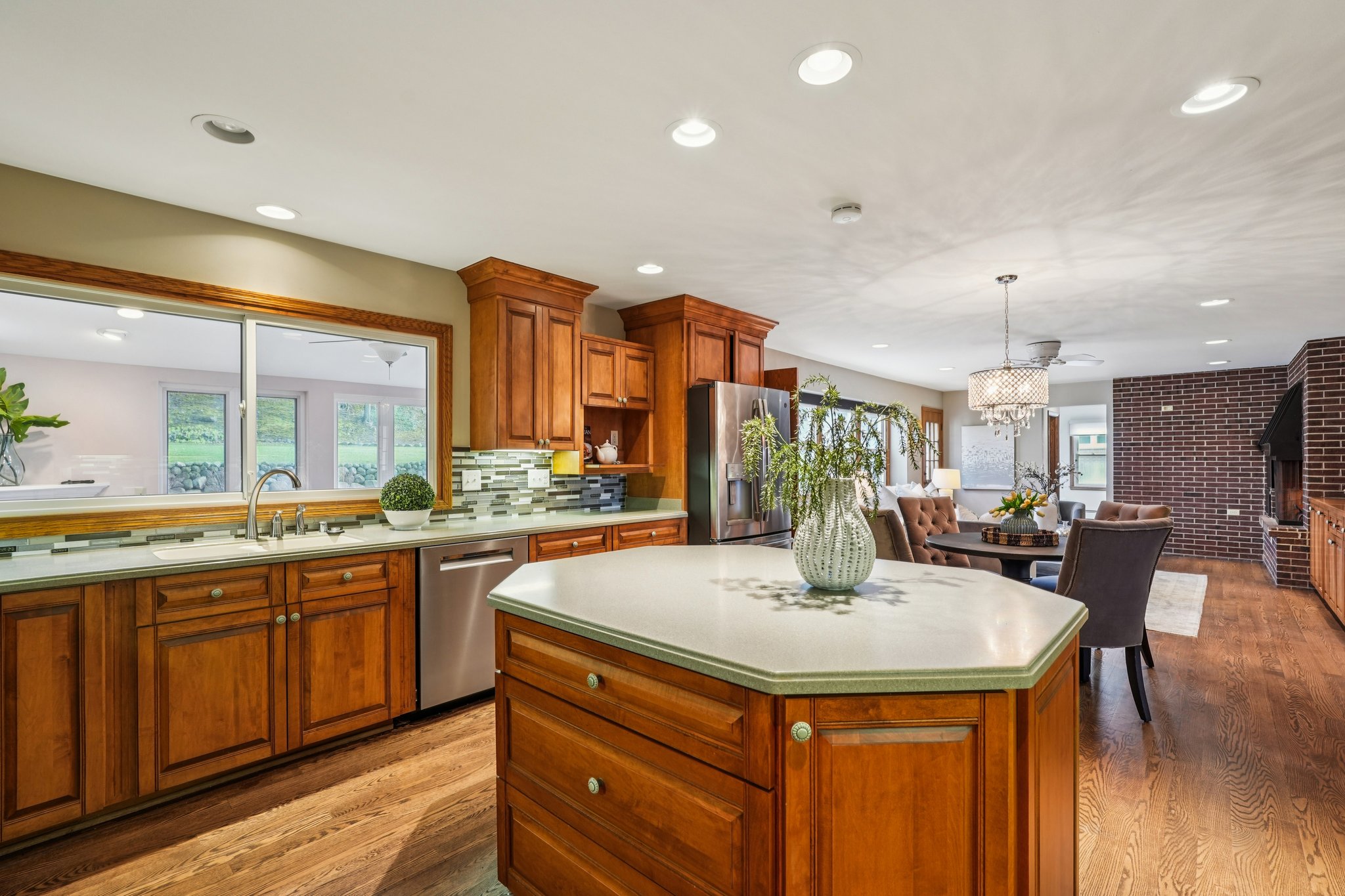 Westminster Dr-S0704-021.jpg