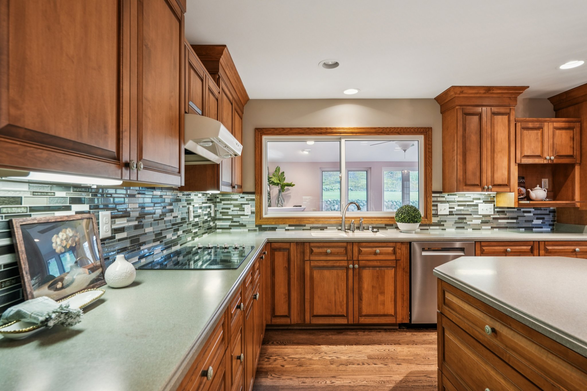 Westminster Dr-S0704-022.jpg