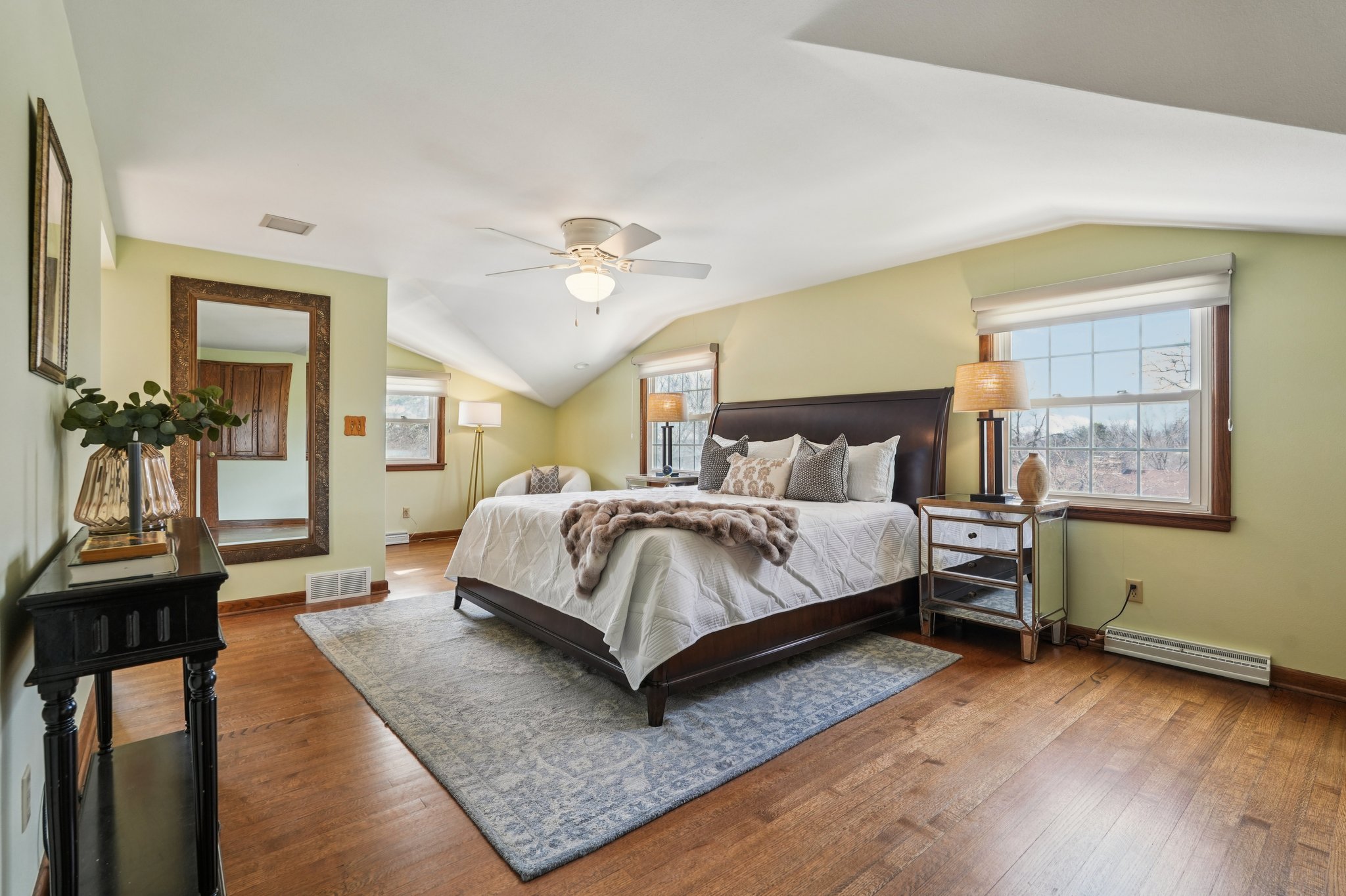 Westminster Dr-S0704-041.jpg