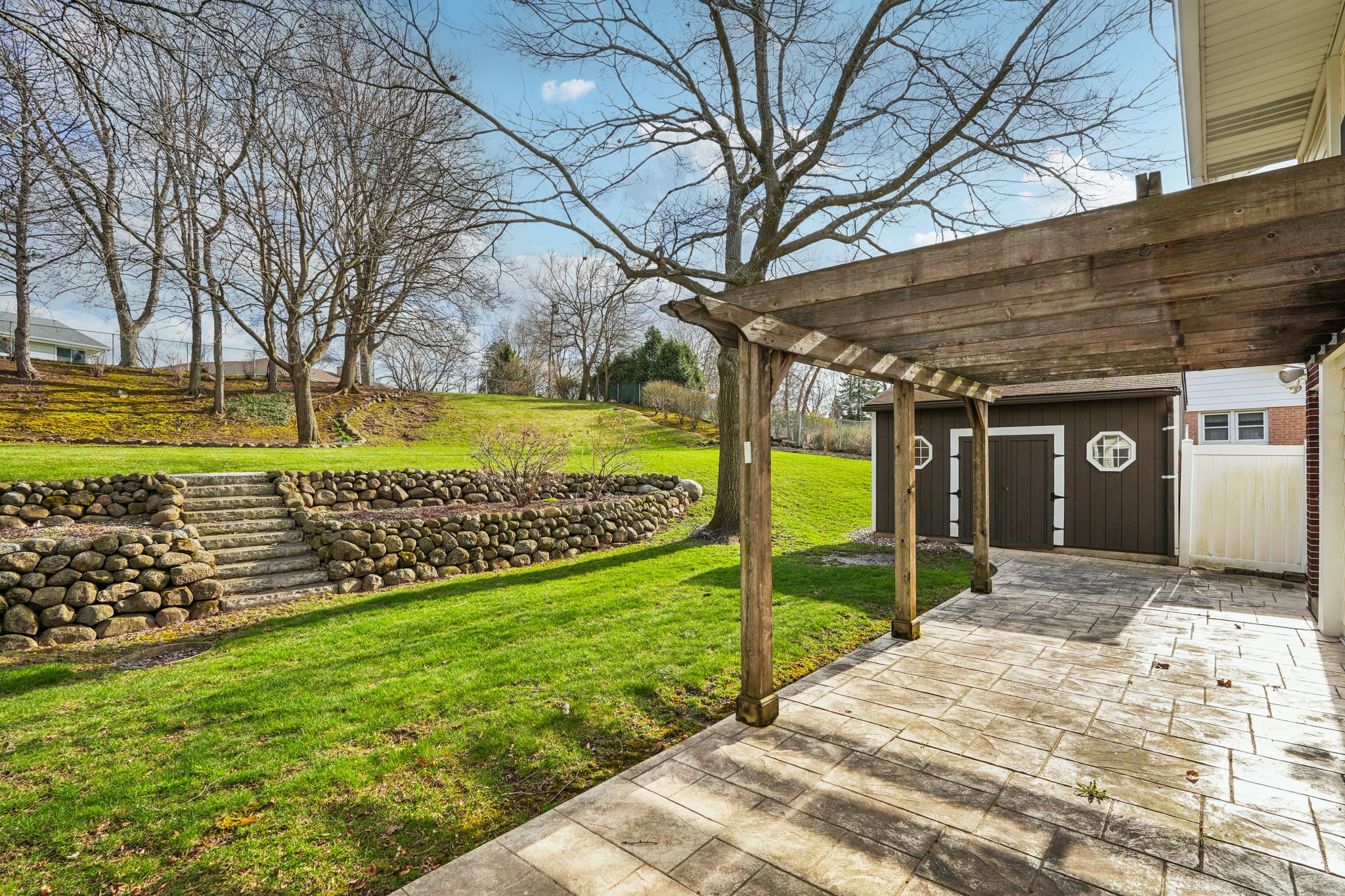 Westminster Dr-S0704-054.jpg