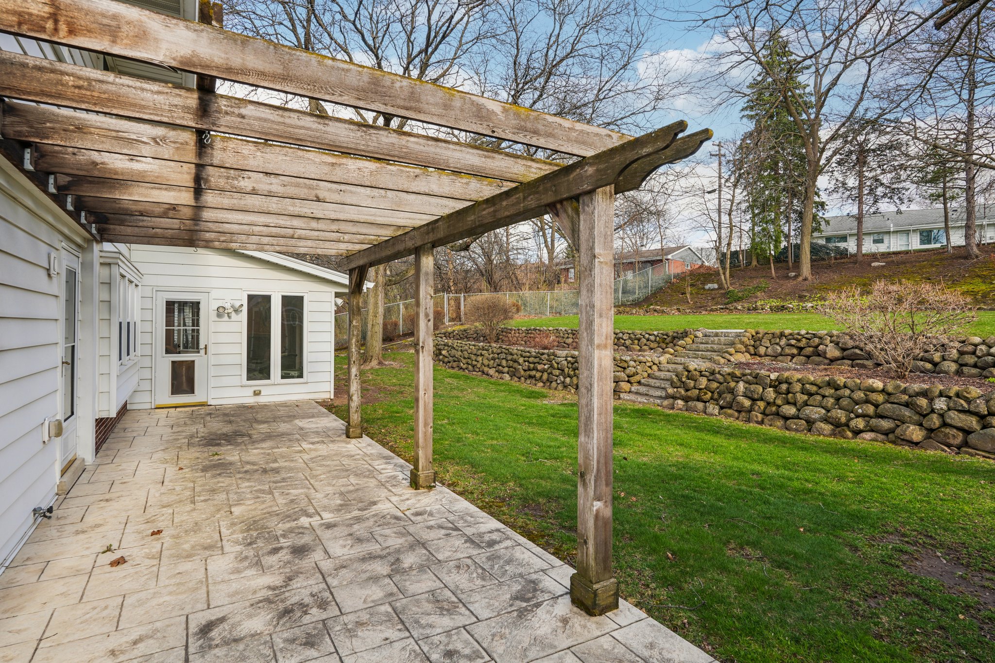 Westminster Dr-S0704-055.jpg