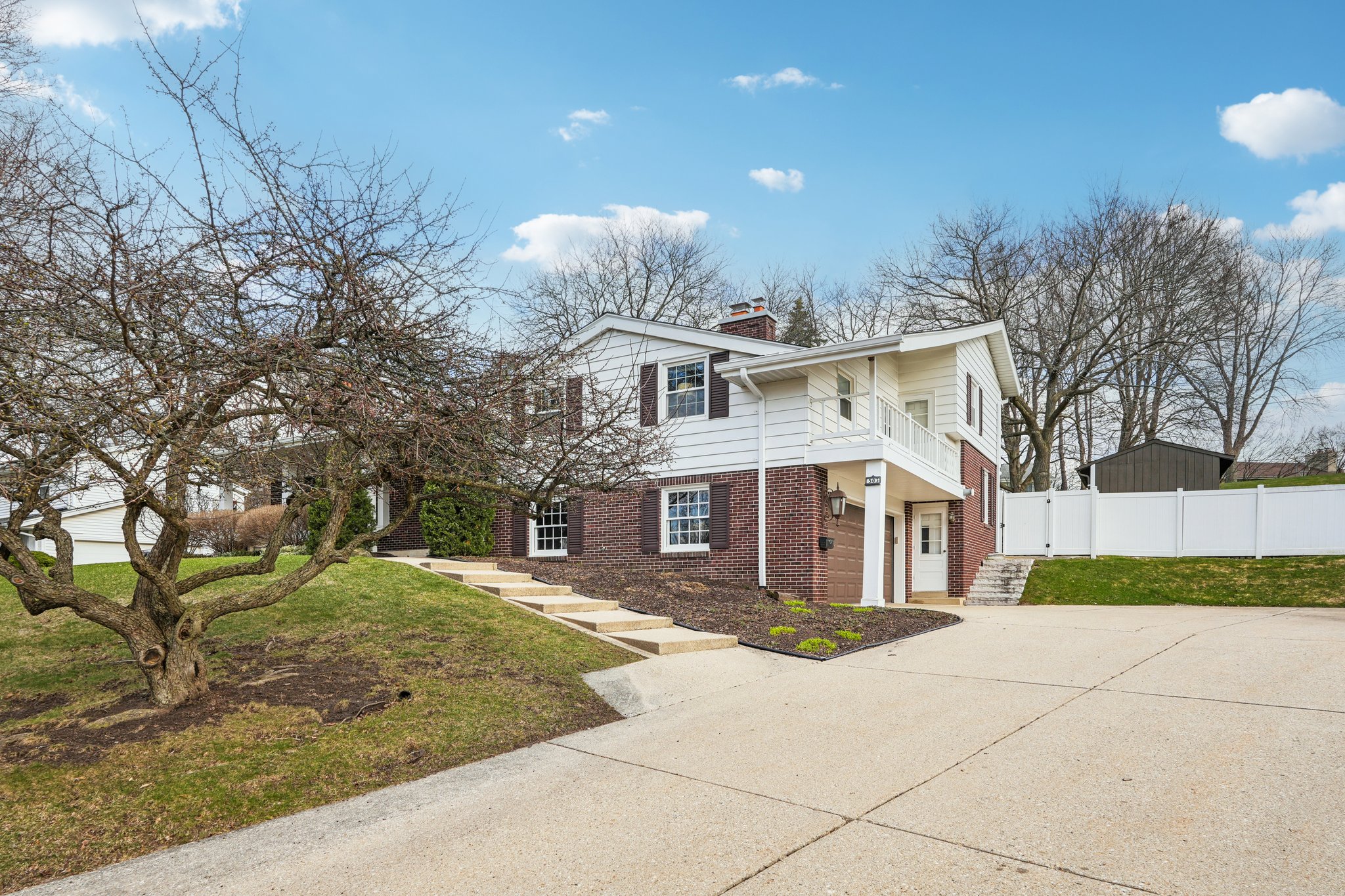 Westminster Dr-S0704-063.jpg