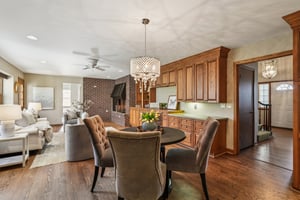 Westminster Dr-S0704-020.jpg