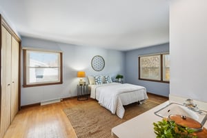 Westminster Dr-S0704-027.jpg