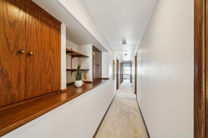 Westminster Dr-S0704-034.jpg