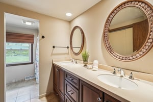 Westminster Dr-S0704-038.jpg