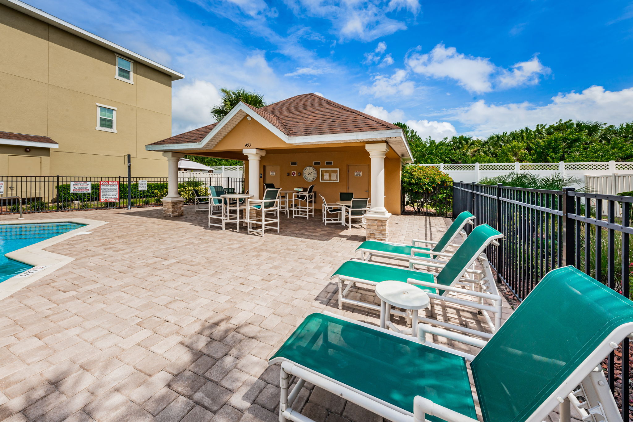 7-Patio and Lanai1