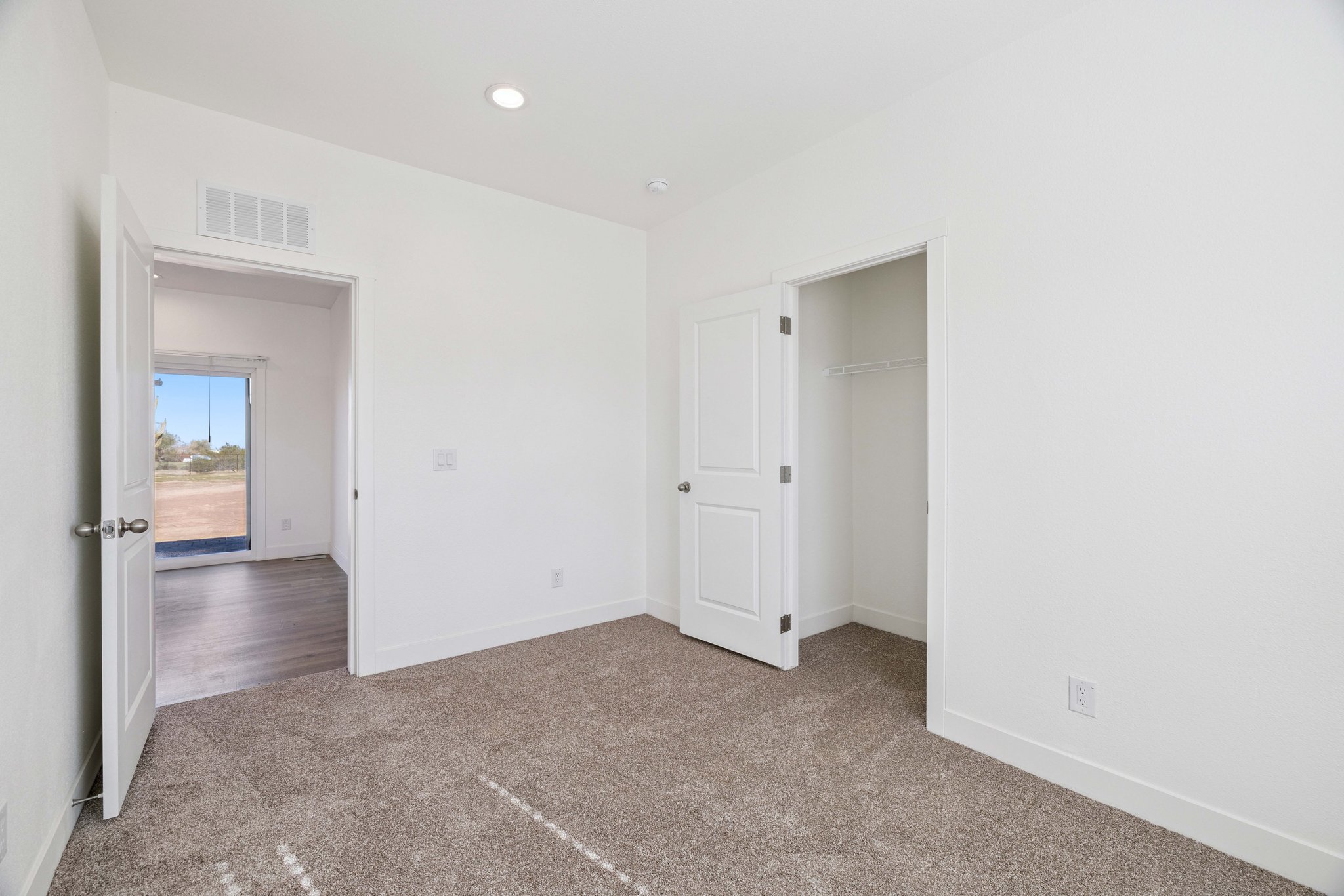 50308 W Wildwood Rd - 019.jpg