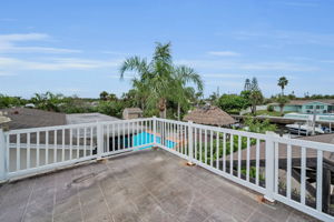 Sun Deck4