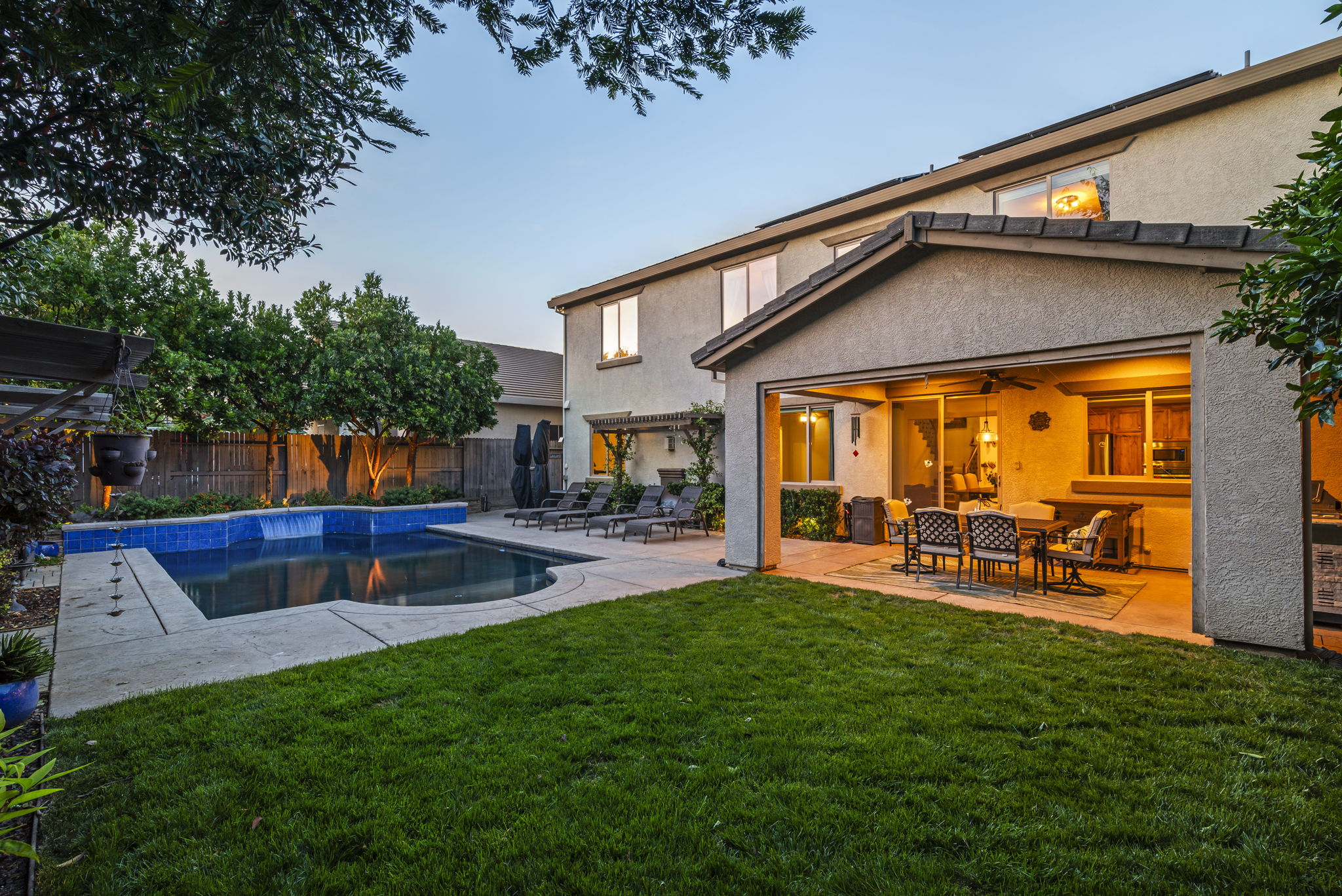  Photo 57