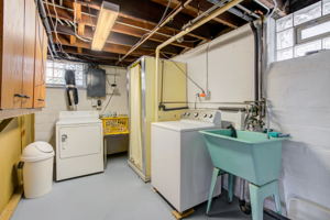 18 Laundry Room