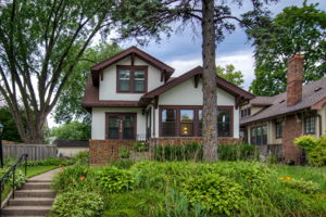 2 Front Exterior 2
