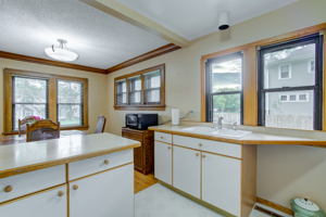 11 Kitchen 2