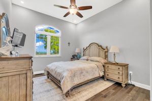 Bedroom with beautiful views of the lake