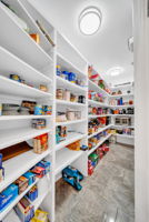 Walk in Pantry