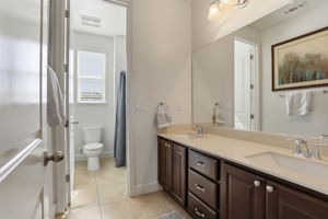 043_F8_5036 Turnbridge Ct