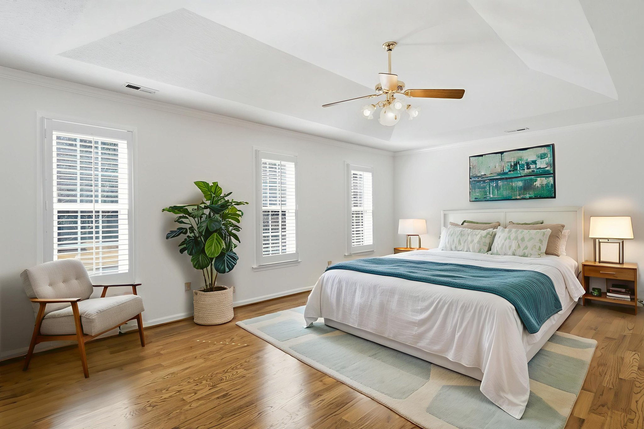 DSC00434 virtually staged.jpeg