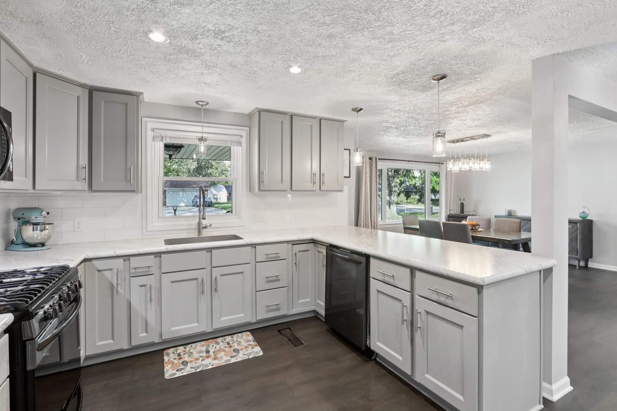 Pearl St-S0510-015.jpg