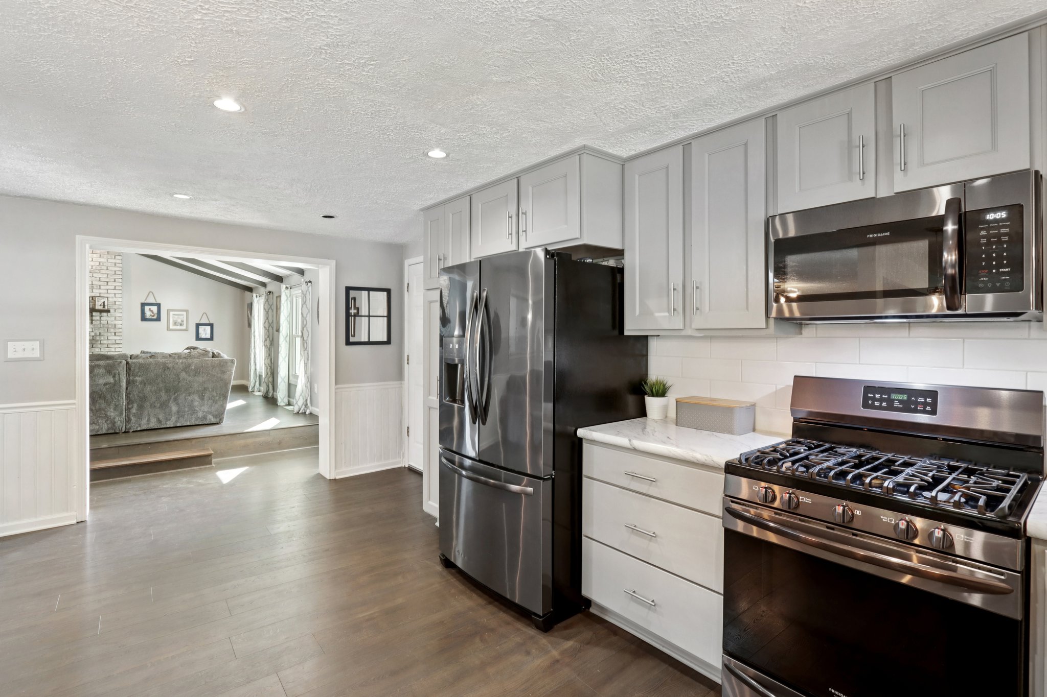 Pearl St-S0510-017.jpg