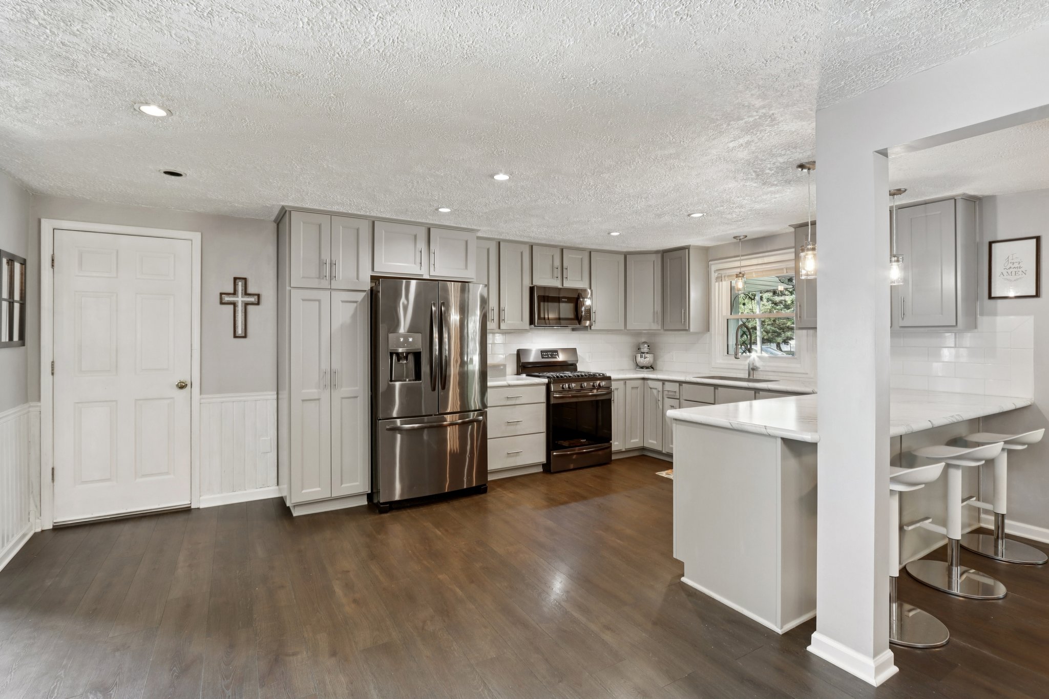 Pearl St-S0510-020.jpg