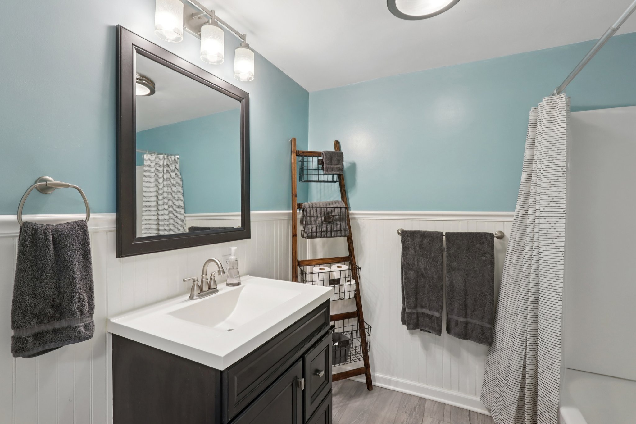 Pearl St-S0510-022.jpg