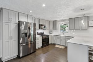 Pearl St-S0510-014.jpg