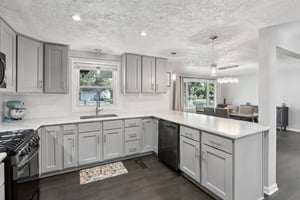 Pearl St-S0510-015.jpg