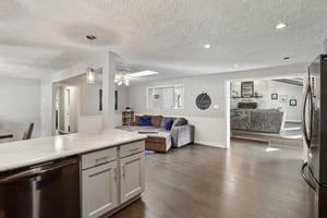 Pearl St-S0510-016.jpg