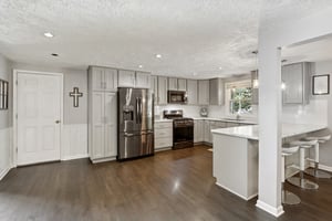 Pearl St-S0510-020.jpg