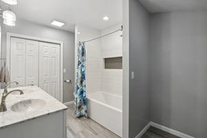 Pearl St-S0510-033.jpg