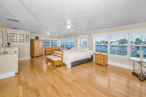 Upper Level Primary Bedroom1a