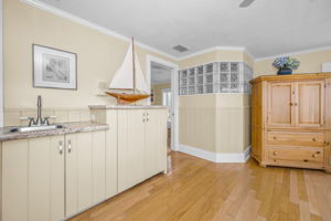 Upper Level Primary Bedroom1g