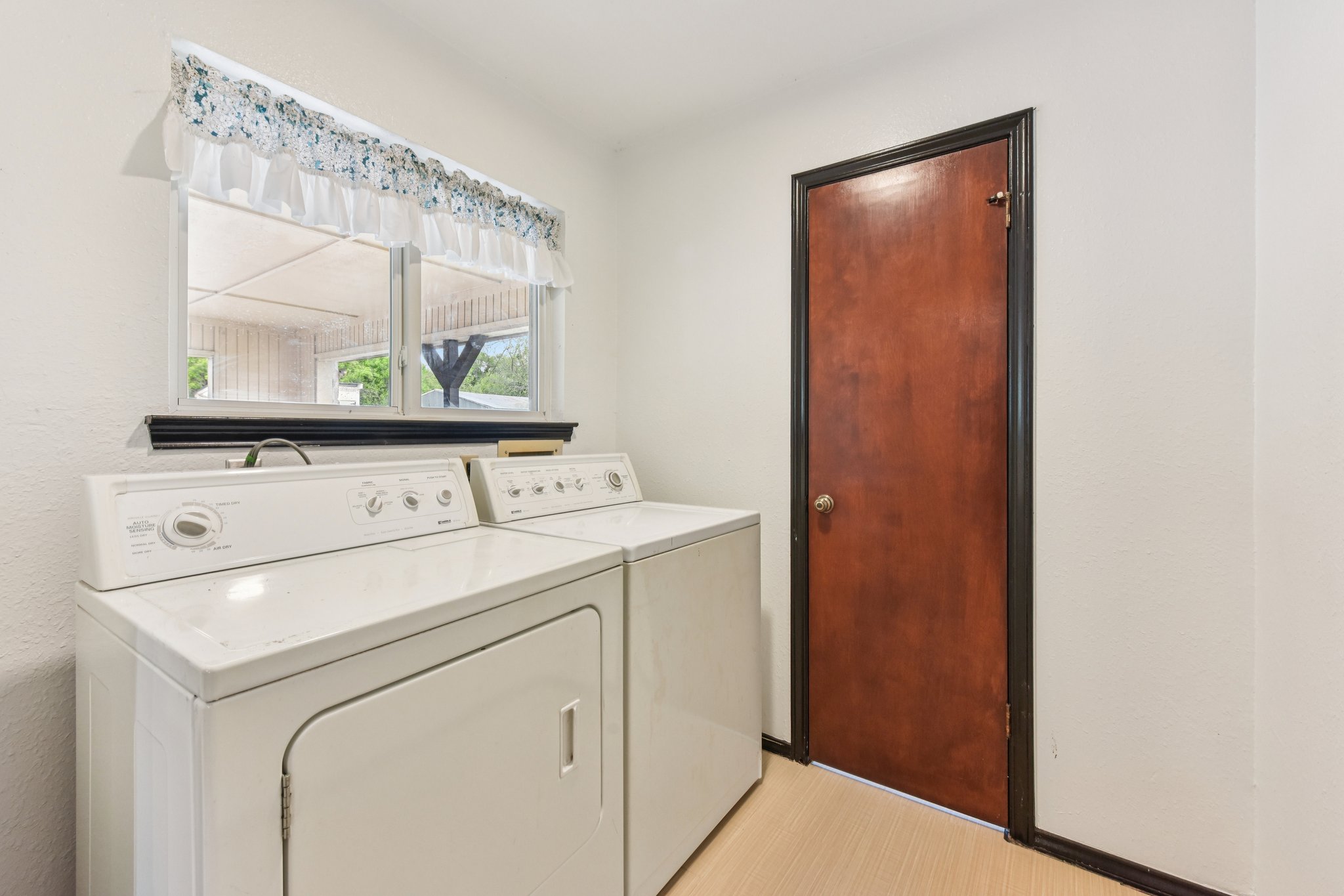 Buckaroo Trl-S2803-027.jpg