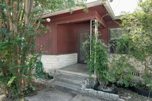 Front Entry Detail
